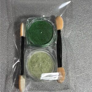 Green and Light Green chrome powder Duo